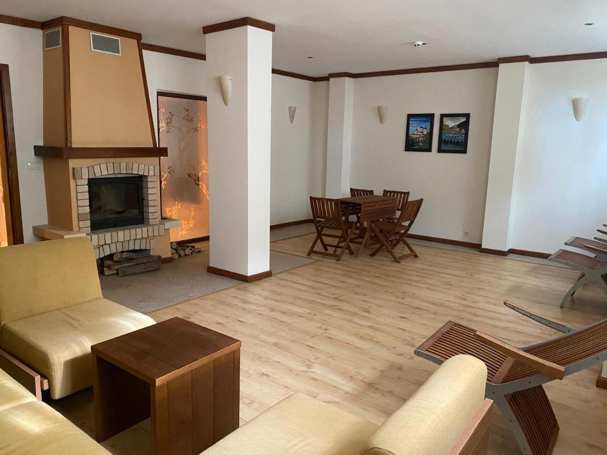 בנסקו One Bedroom Apartment In Gated Complex מראה חיצוני תמונה